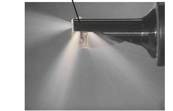 EcoCut — bidirectional coolant supply for improved chip evacuation (2.25×D range)